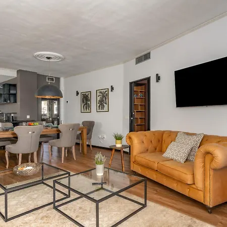 Paraiso De Bel Air By Lica Homes *